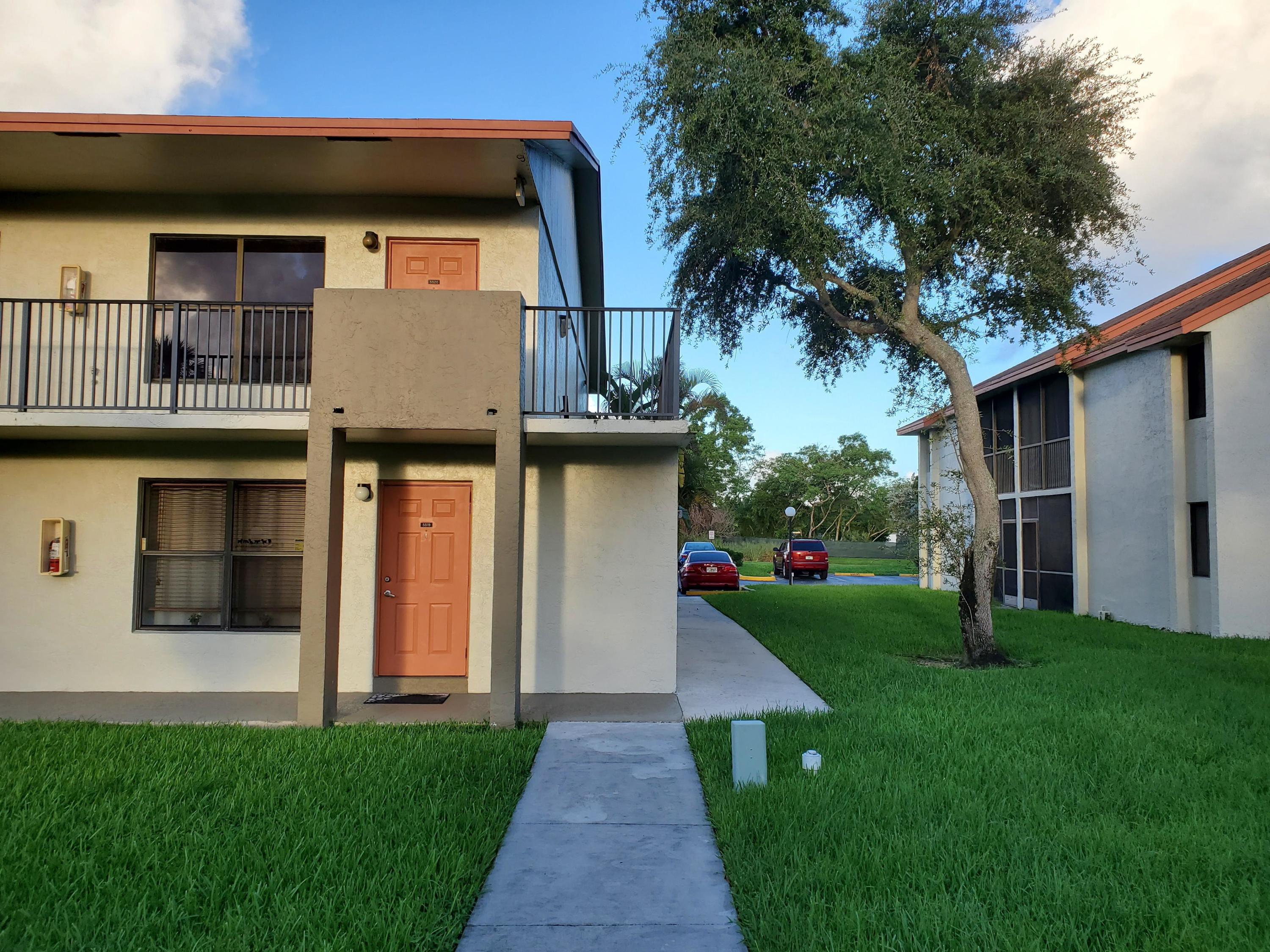 CORAL GATE 5 properties for sale, Margate,33063 FL. Boca Agency Real Estate.