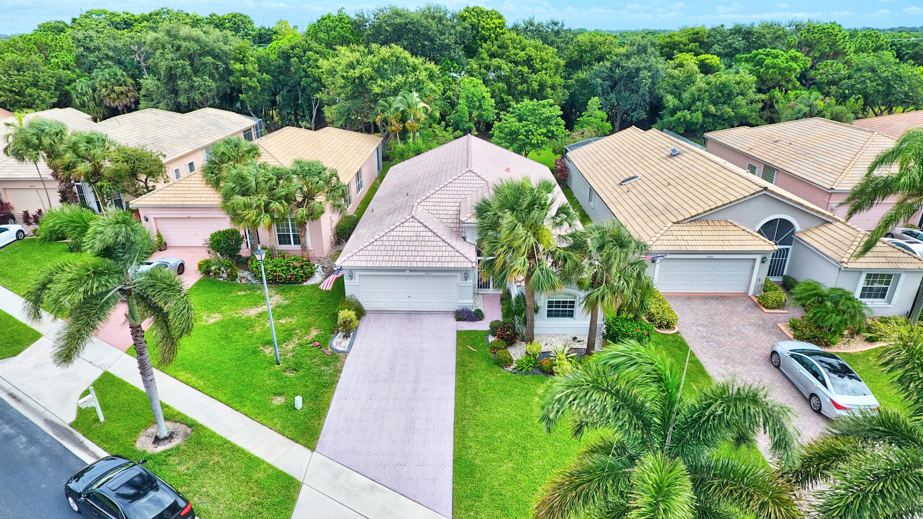 3/2 in Regency Cove North at Coral Lakes for sale 329,000