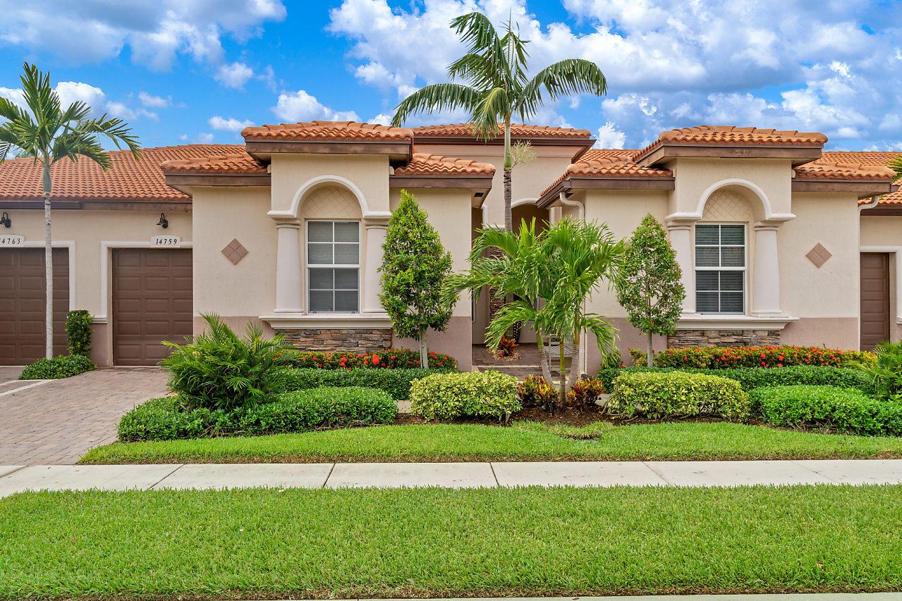 3/3 in Villaggio Reserve for sale 354,900