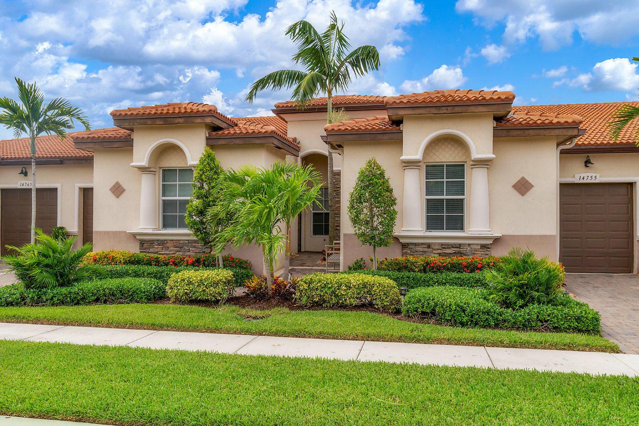 3/3 in Villaggio Reserve for sale 354,900