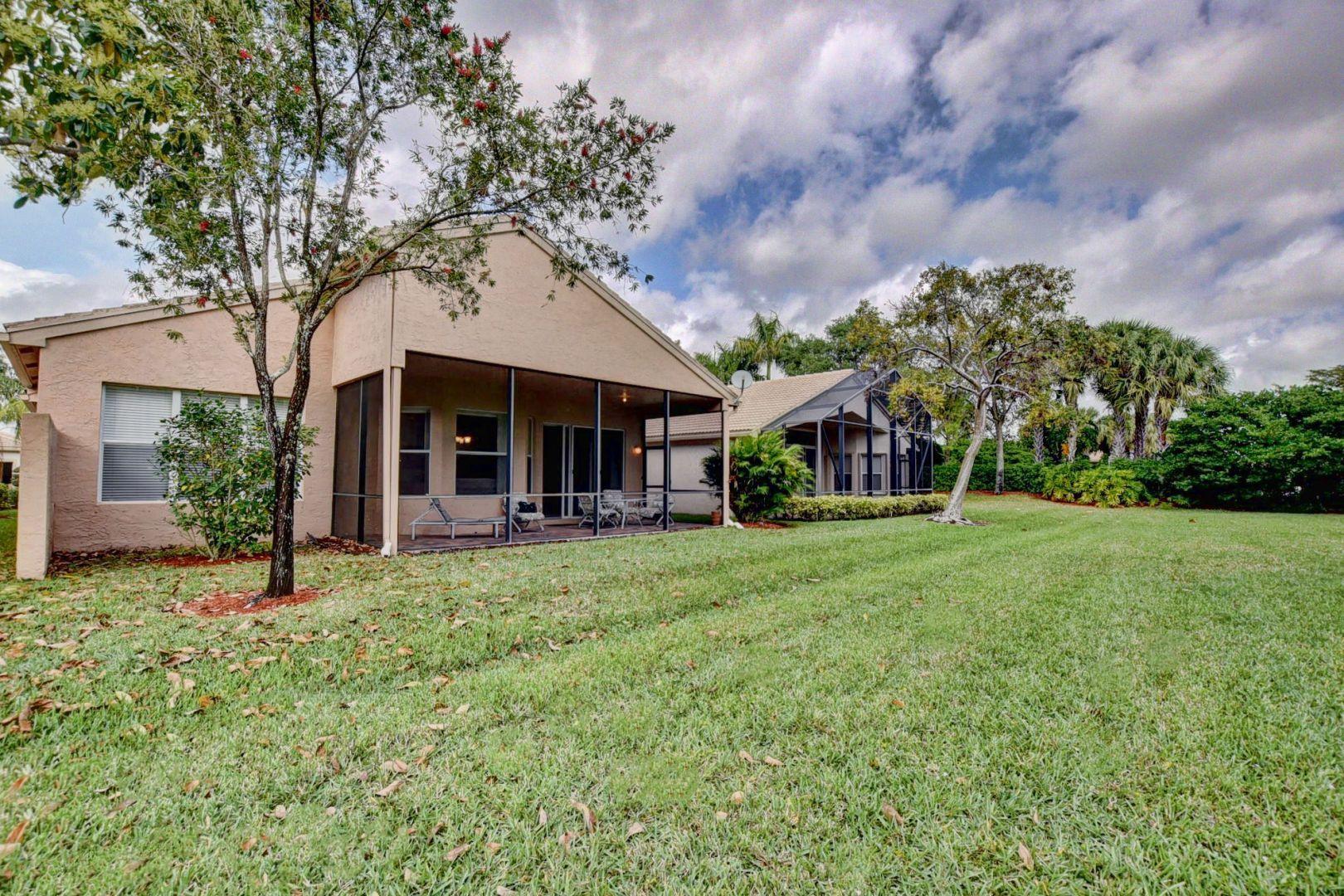 3/2 in Valencia Shores for sale 355,000