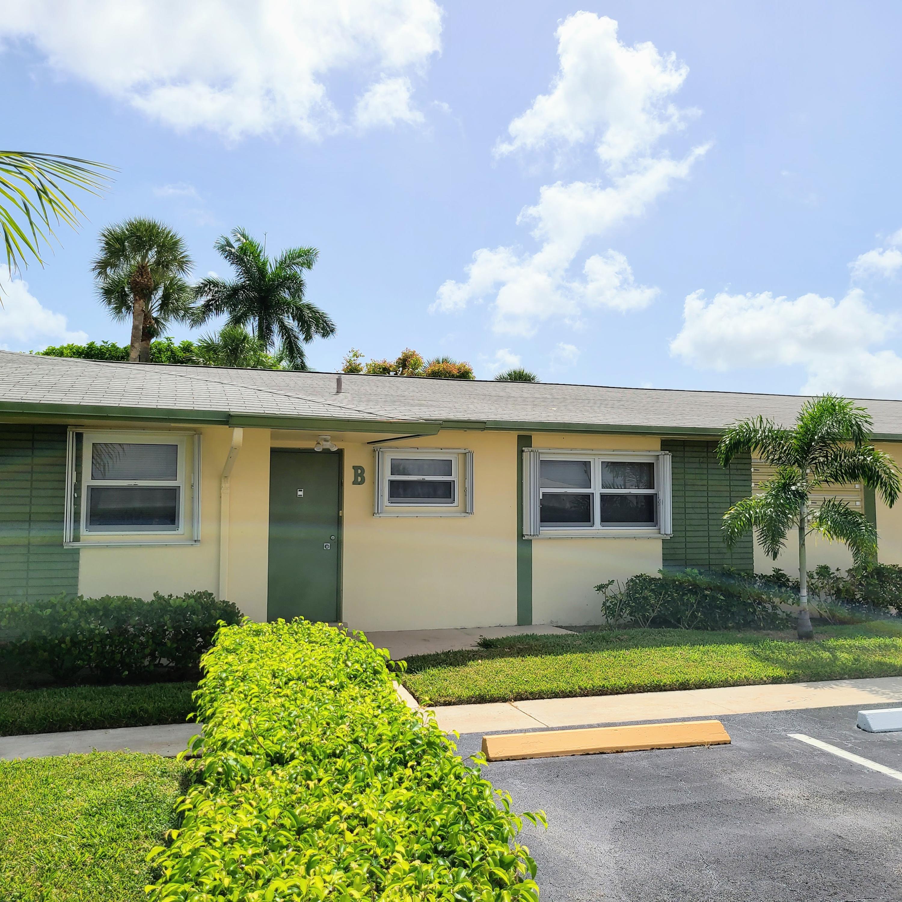 Cresthaven Villas Condo 2 5 properties for sale, West Palm Beach