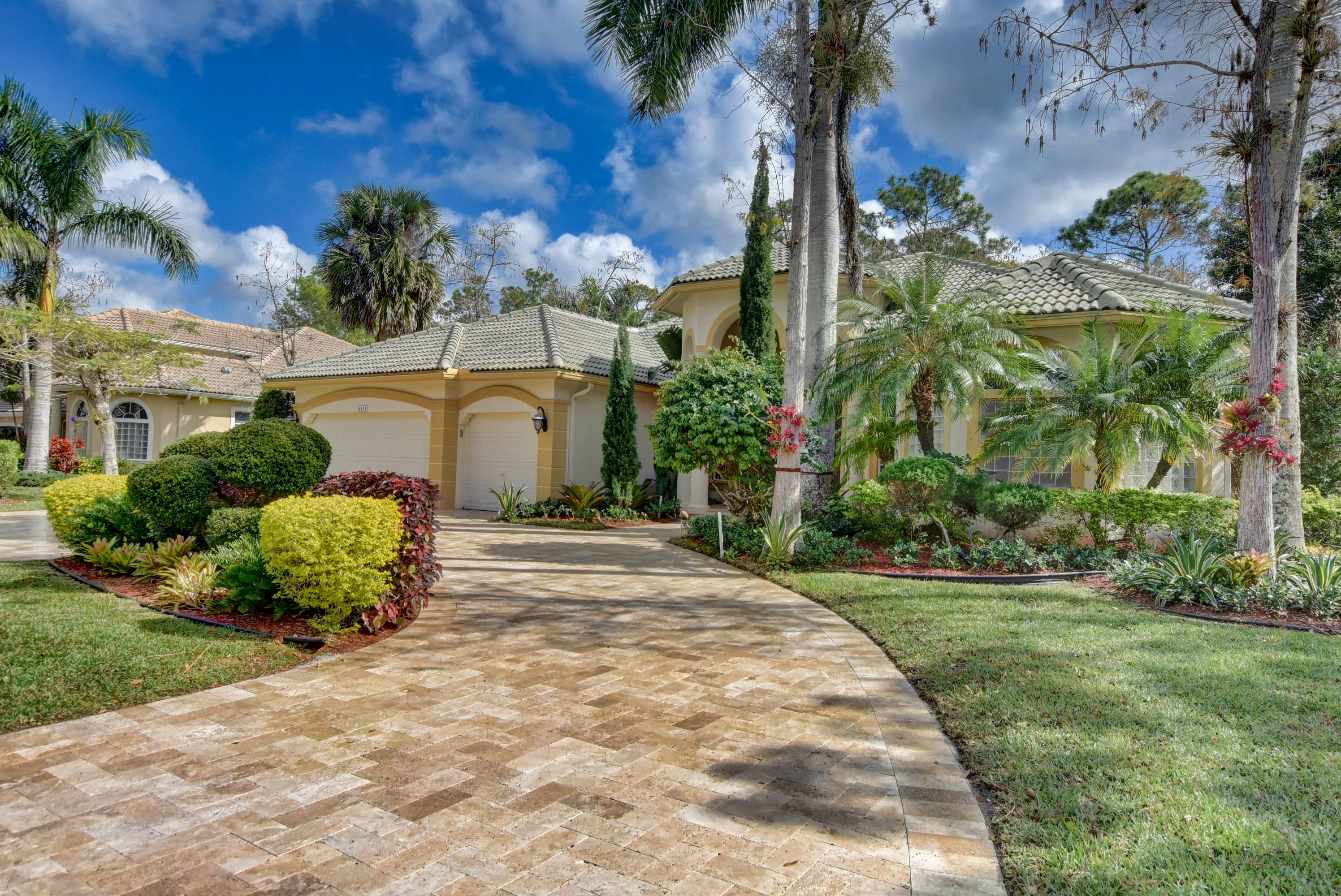 GRAND CYPRESS 3 properties for sale, Parkland,33067 FL. Boca Agency