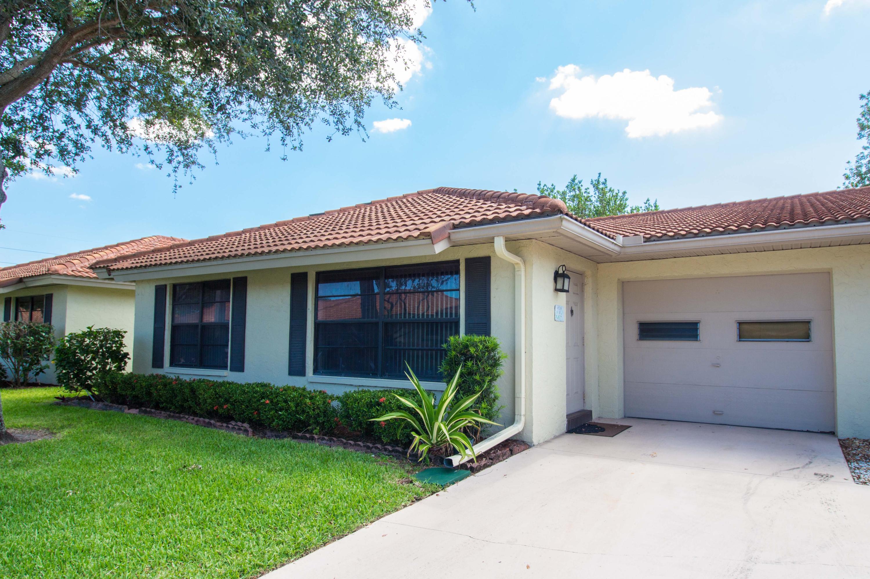 2/2 in Bent Tree Villas West for sale 150,000