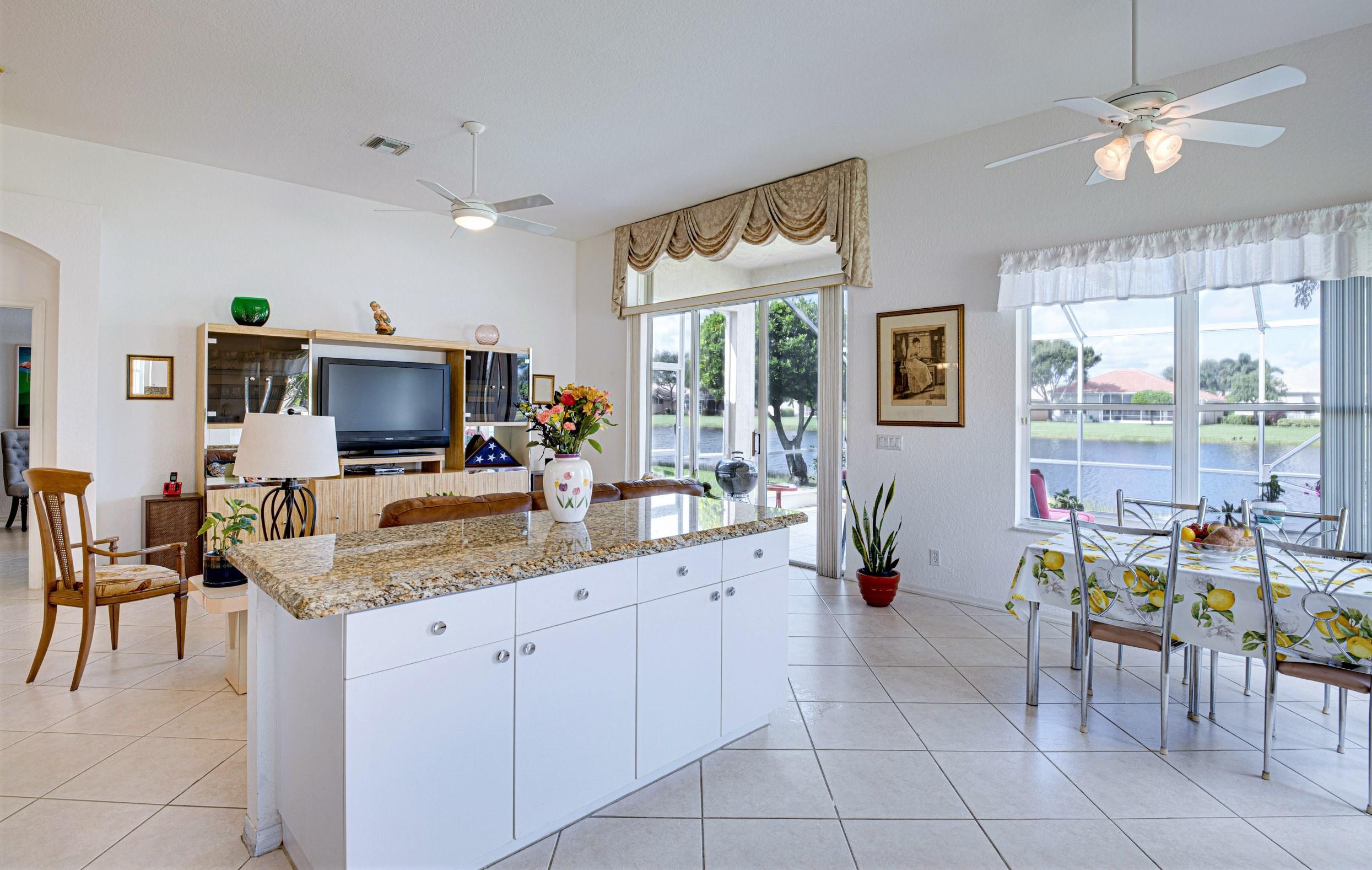 3/2 in Villa for sale 375,000