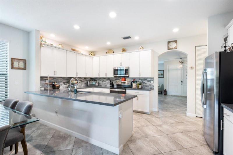 4/3.1 in Silverwood Estates for sale 590,000