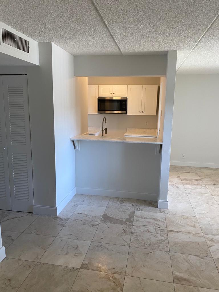 meadows 17 properties for sale, Boynton Beach,33436 FL. Boca Agency