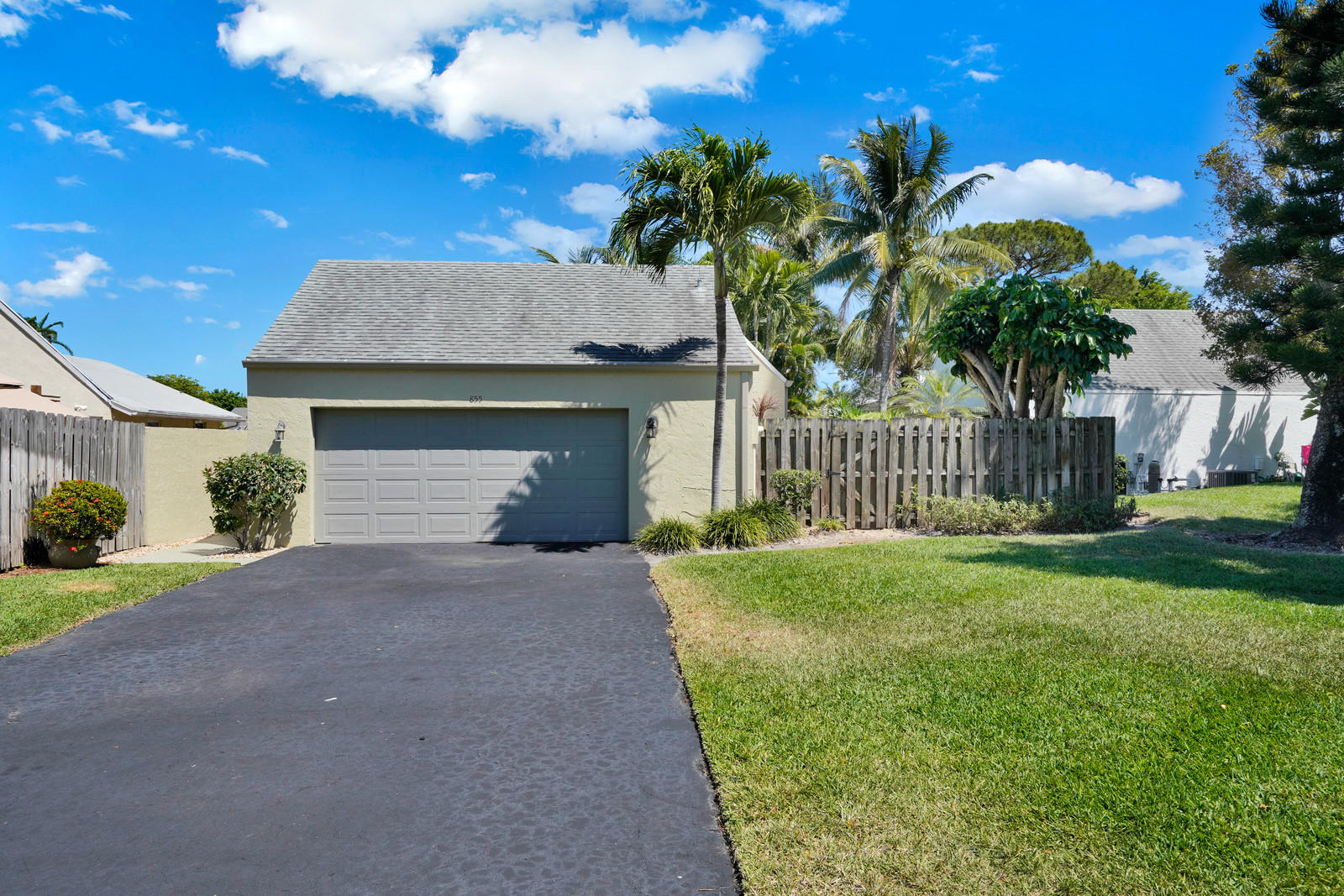 RAINBERRY LAKE 8 properties for sale, Delray Beach,33445 FL. Boca