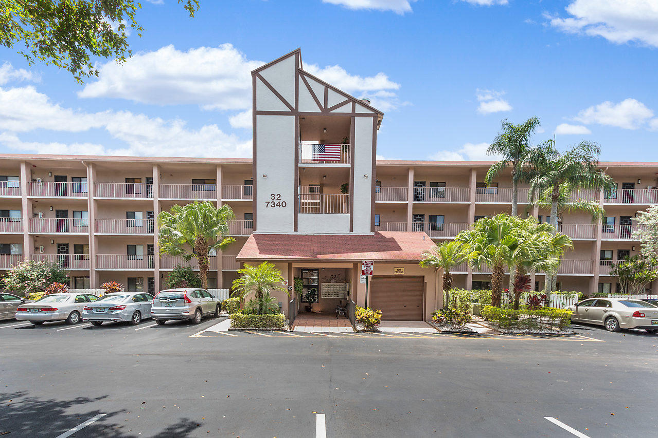 huntington lakes 16 properties for sale, Delray Beach,33446 FL. Boca