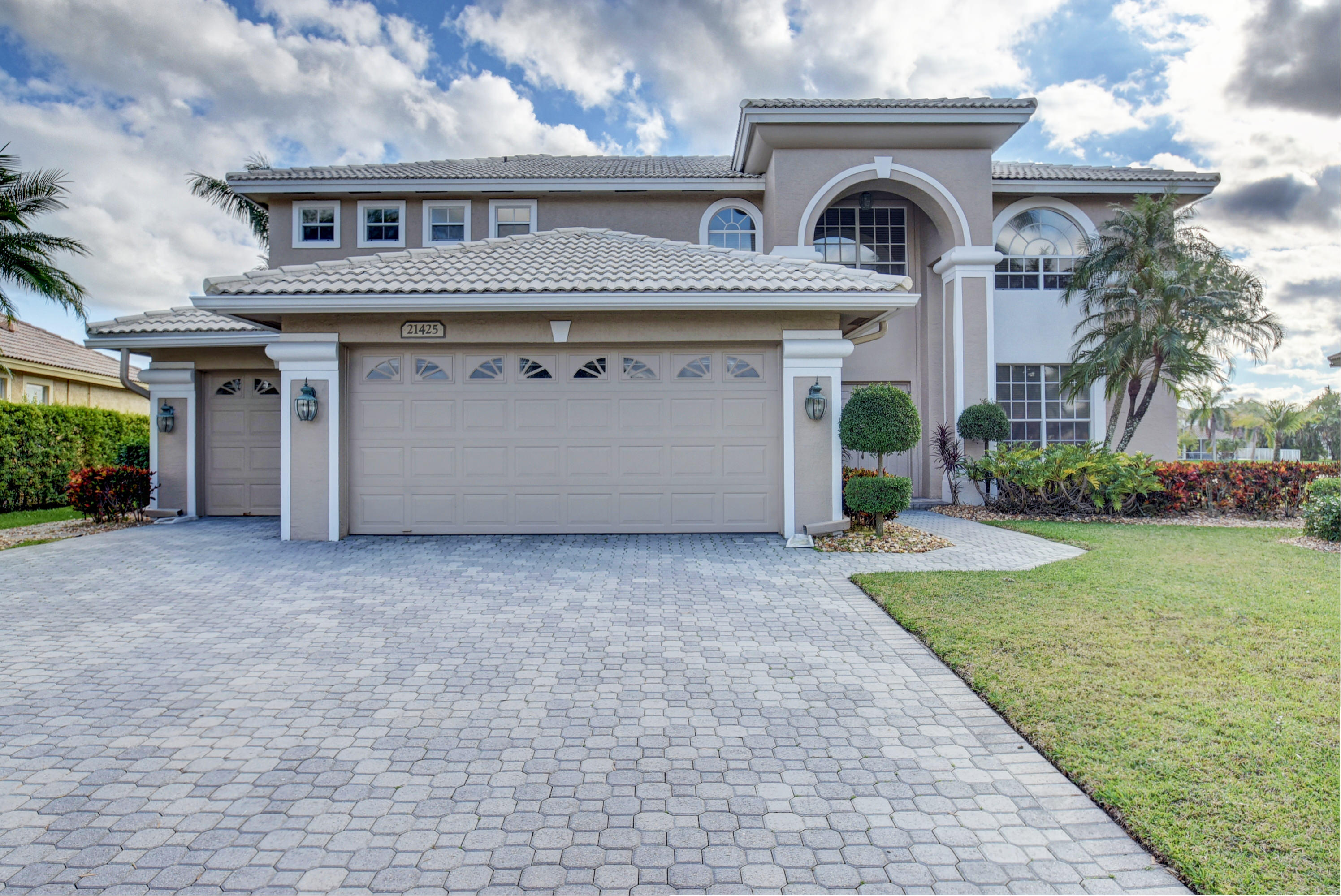 BOCA FALLS 19 properties for sale, Boca Raton,33428 FL. Boca Agency