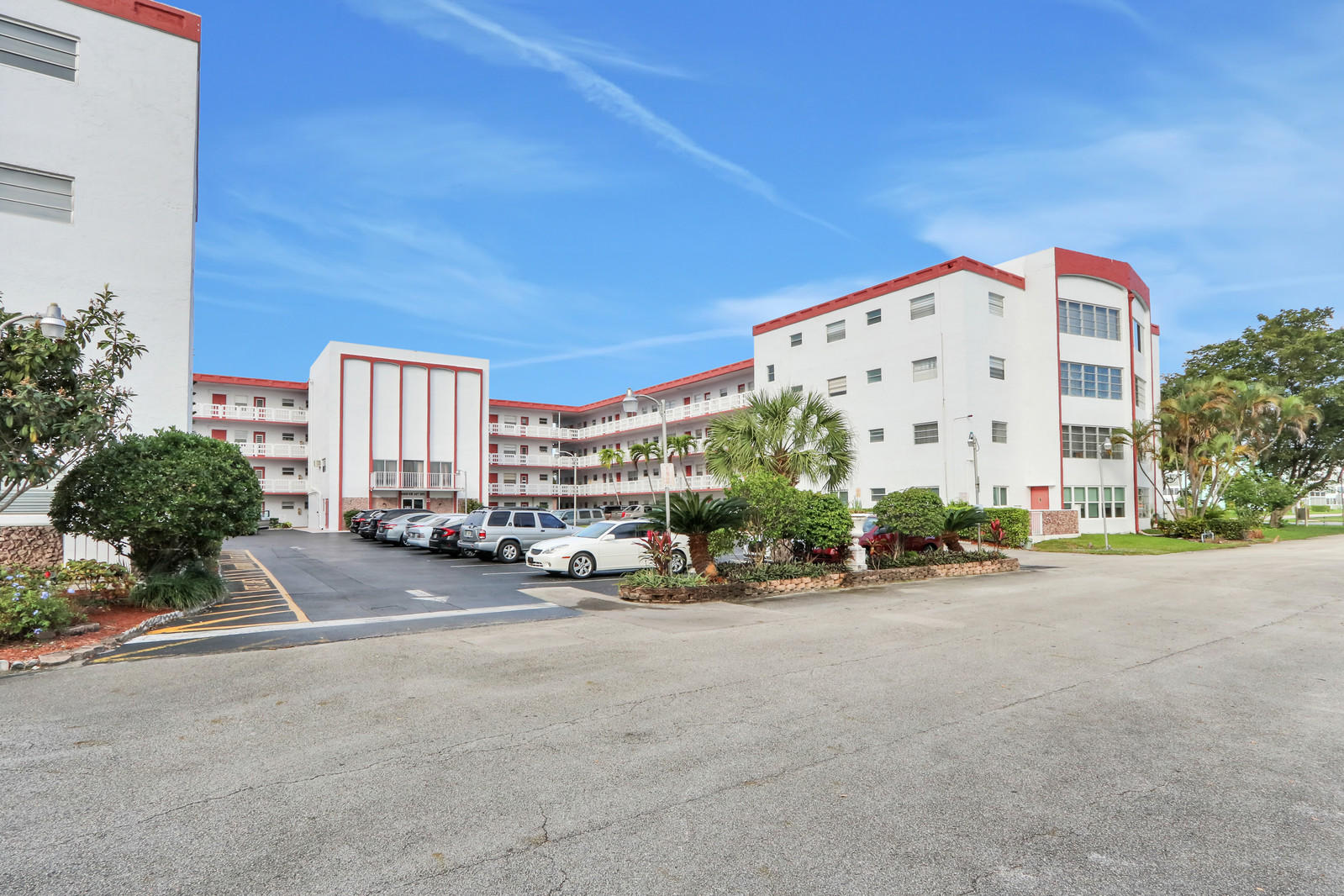 SAPPHIRE 5 properties for sale, Lauderdale Lakes,33319 FL. Boca