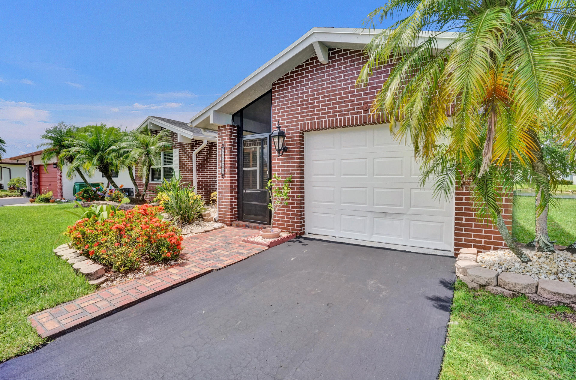 SPRING LAKE 1 properties for sale, Tamarac,33321 FL. Boca Agency Real