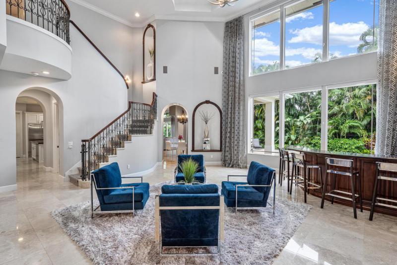 5/6.1 in Woodfield Hunt Club for sale 1,975,000