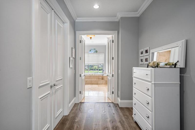 5/6.1 in Woodfield Hunt Club for sale 1,975,000