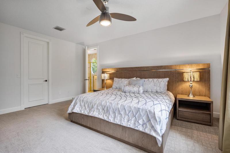 5/6.1 in Woodfield Hunt Club for sale 1,975,000