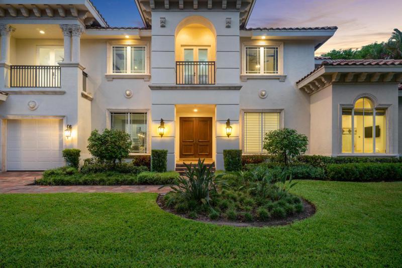 5/6.1 in Woodfield Hunt Club for sale 1,975,000