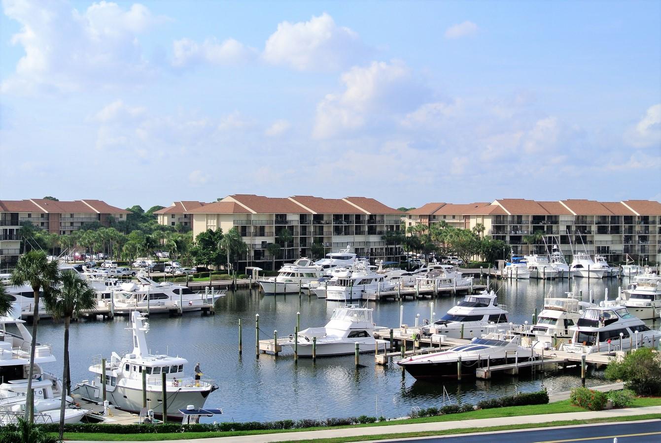 Marina At The Bluffs 11 properties for sale, Jupiter,33477 FL. Boca