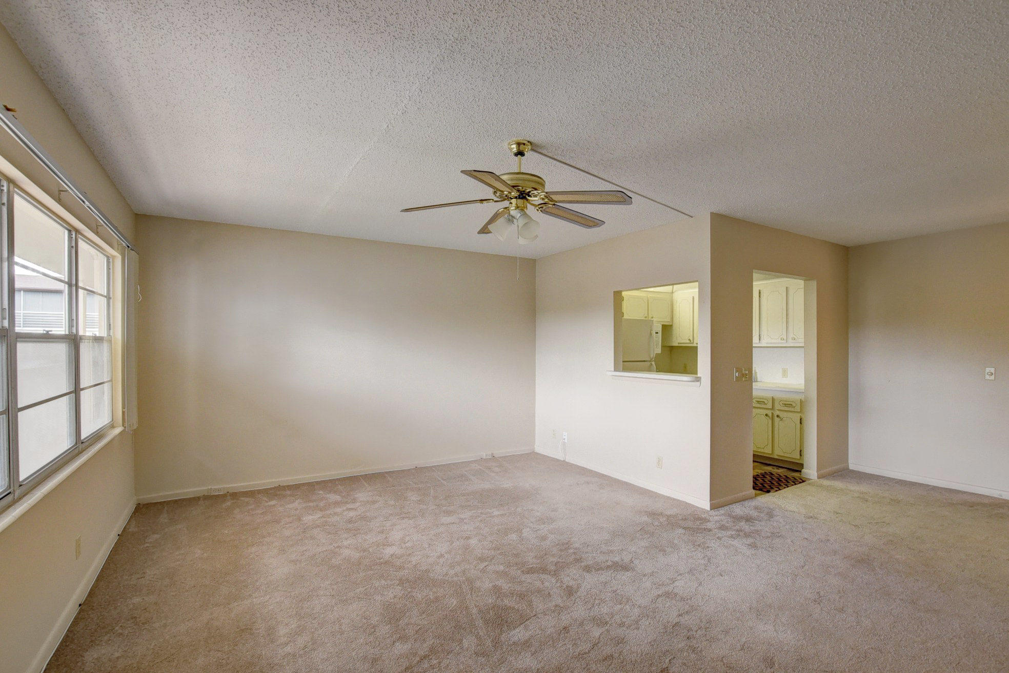 CENTURY VILLAGE 153 properties for sale, Boca Raton,33434 FL. Boca Agency Real Estate.