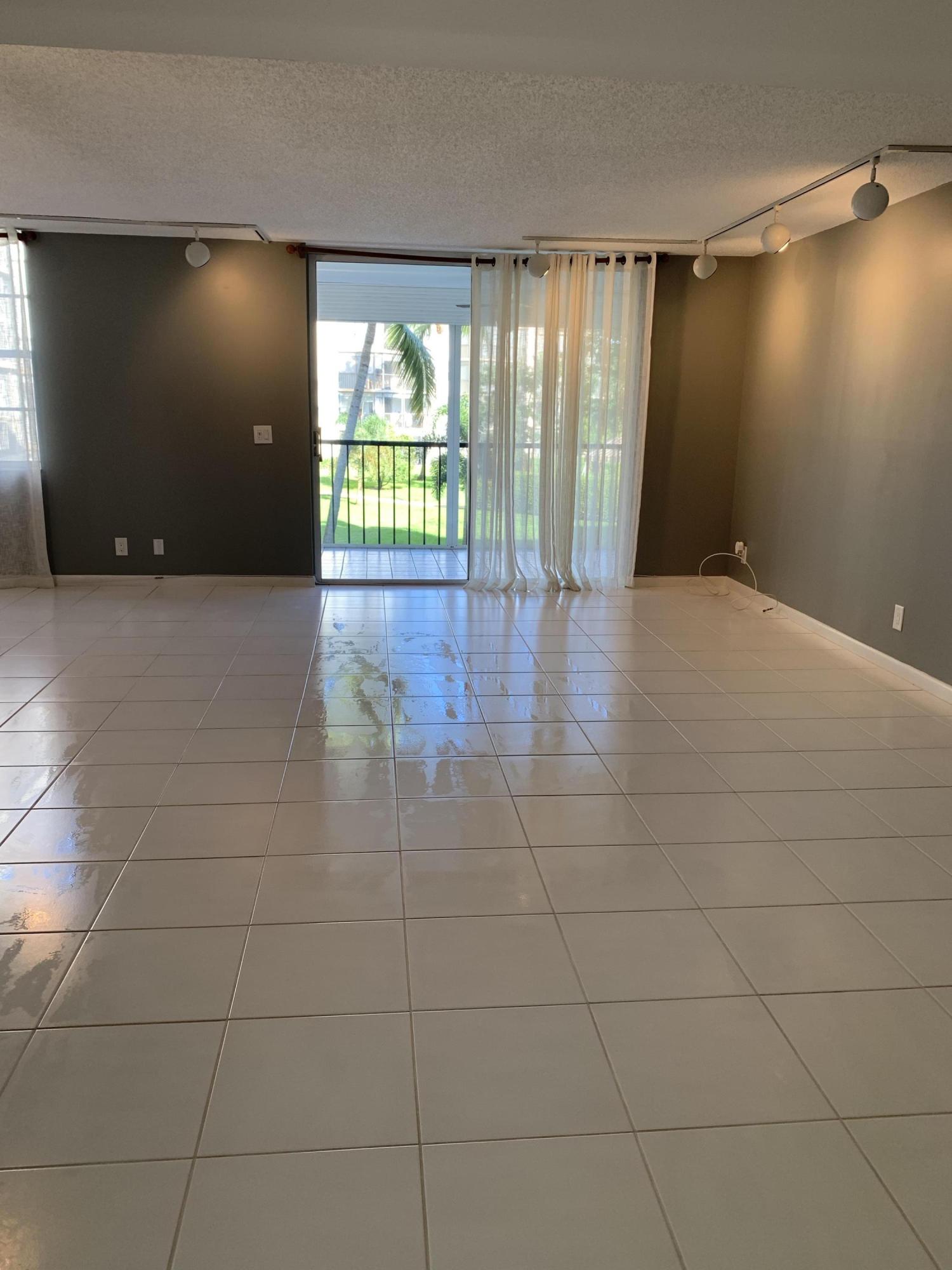 BOCA TEECA 20 properties for sale, Boca Raton,33487 FL. Boca Agency