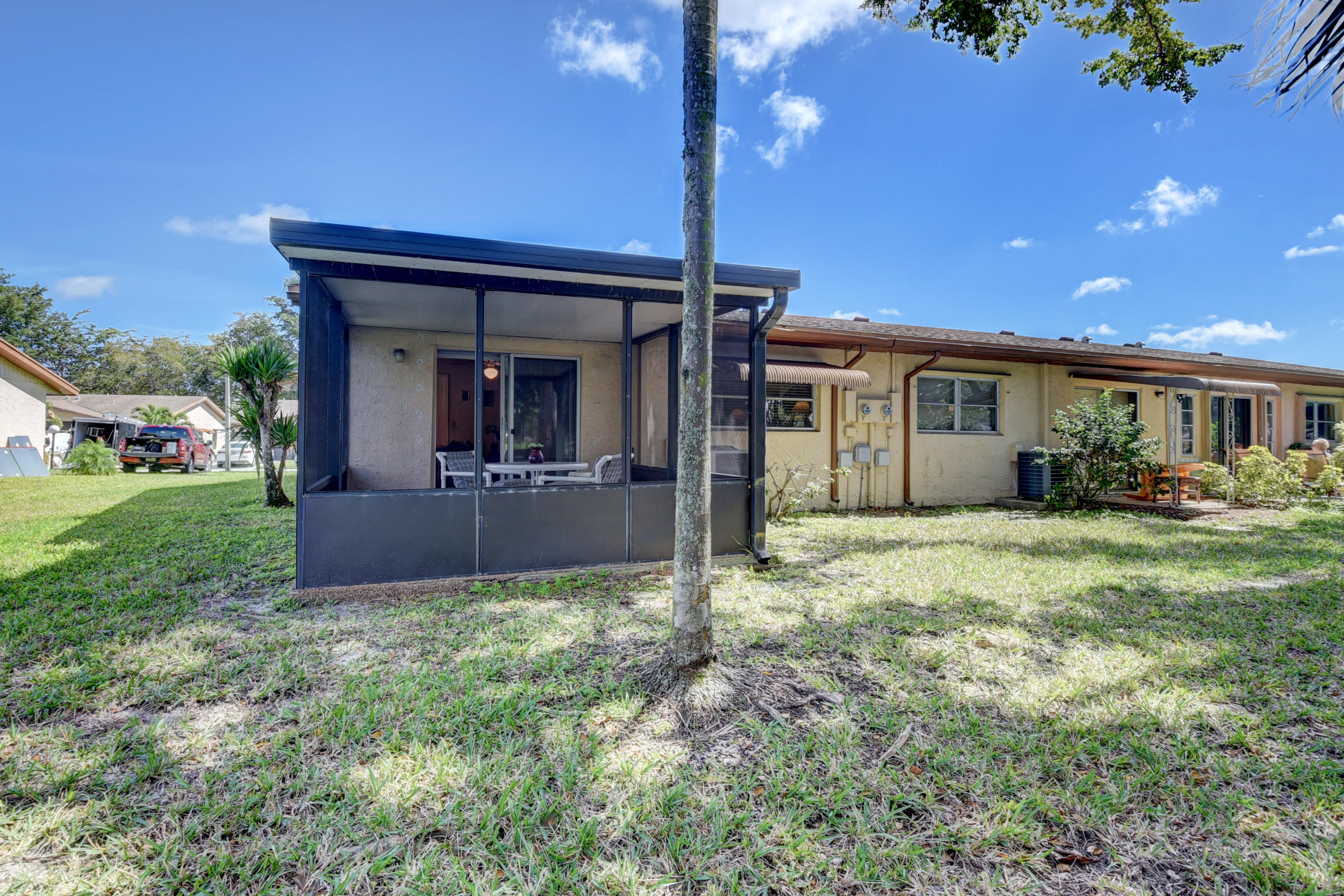 2/2 in Delray Villas III at Delray Villas for sale 171,900