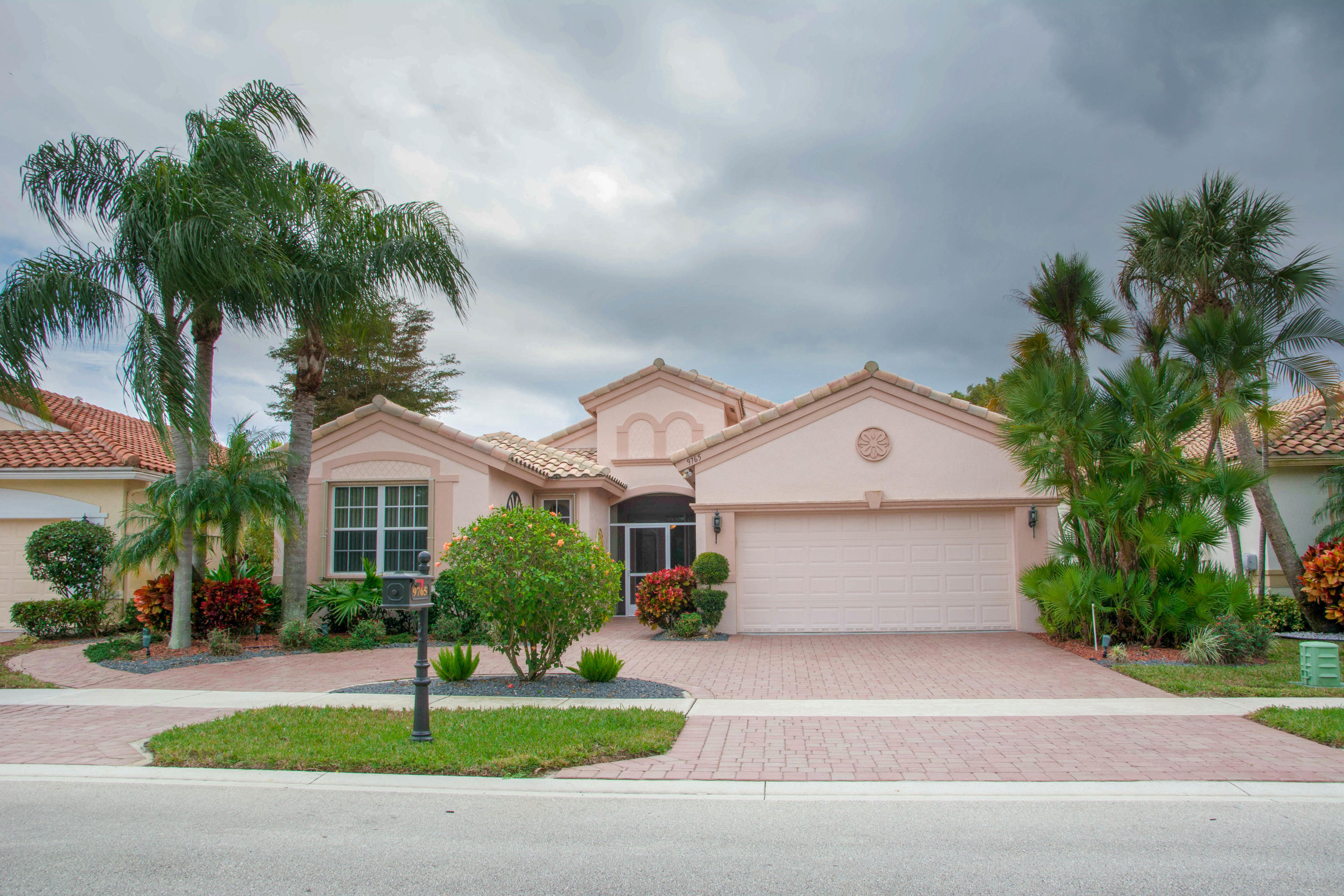 BELLAGGIO 11 properties for sale, Lake Worth,33467 FL. Boca Agency