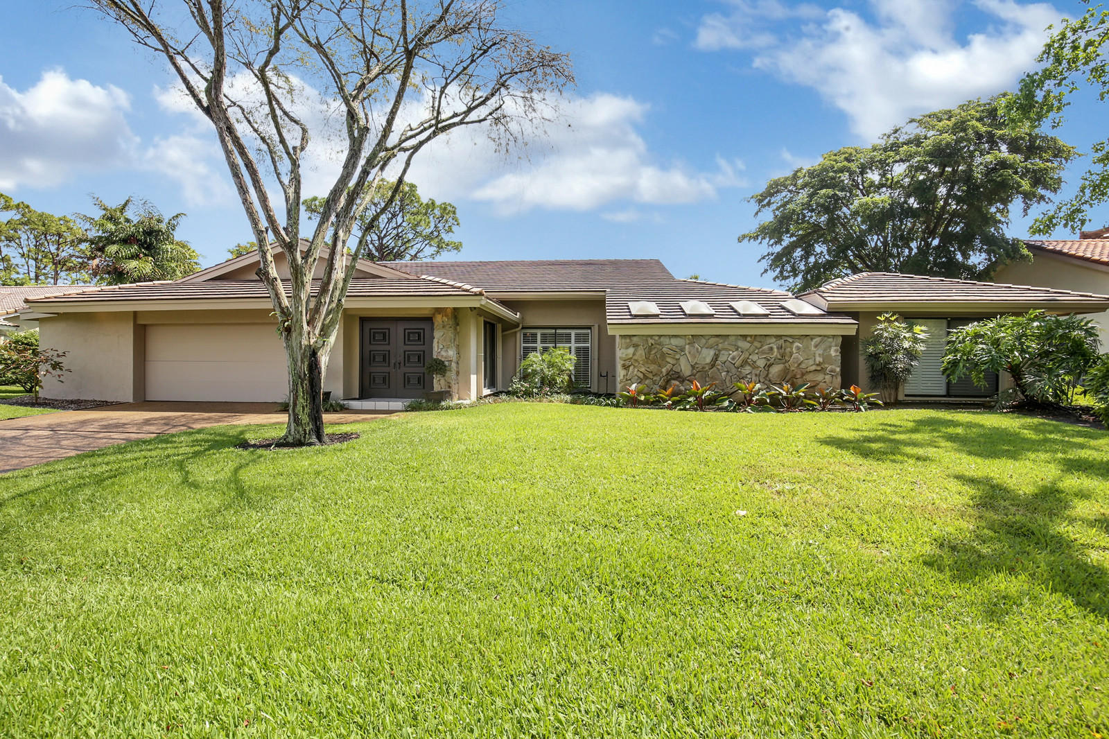 HAMLET 8 properties for sale, Delray Beach,33445 FL. Boca Agency Real