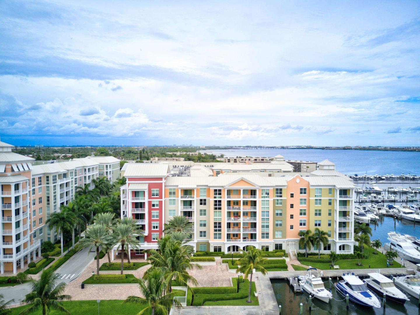 Moorings At Lantana Condo 17 properties for sale, Lantana,33462 FL