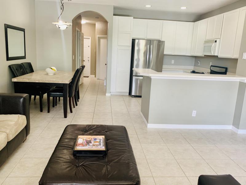 2/2.1 in Verona Lakes for sale 315,000