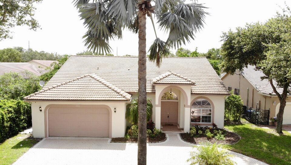 CORAL CREEK 5 properties for sale, Coral Springs,33067 FL. Boca Agency Real Estate.