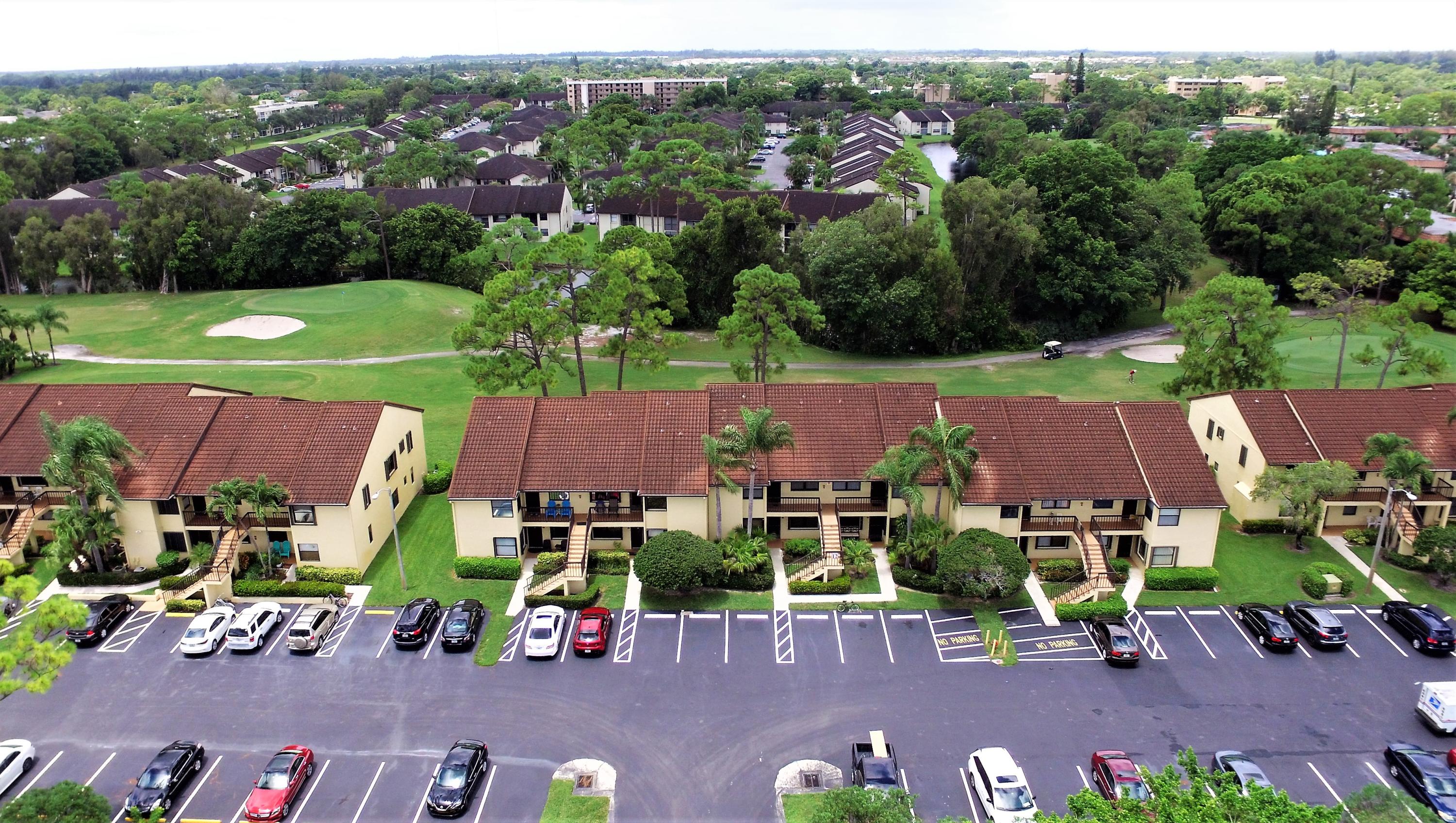 2/2 in Lucerne Greens Condos at Lucerne Lakes for sale 151,000