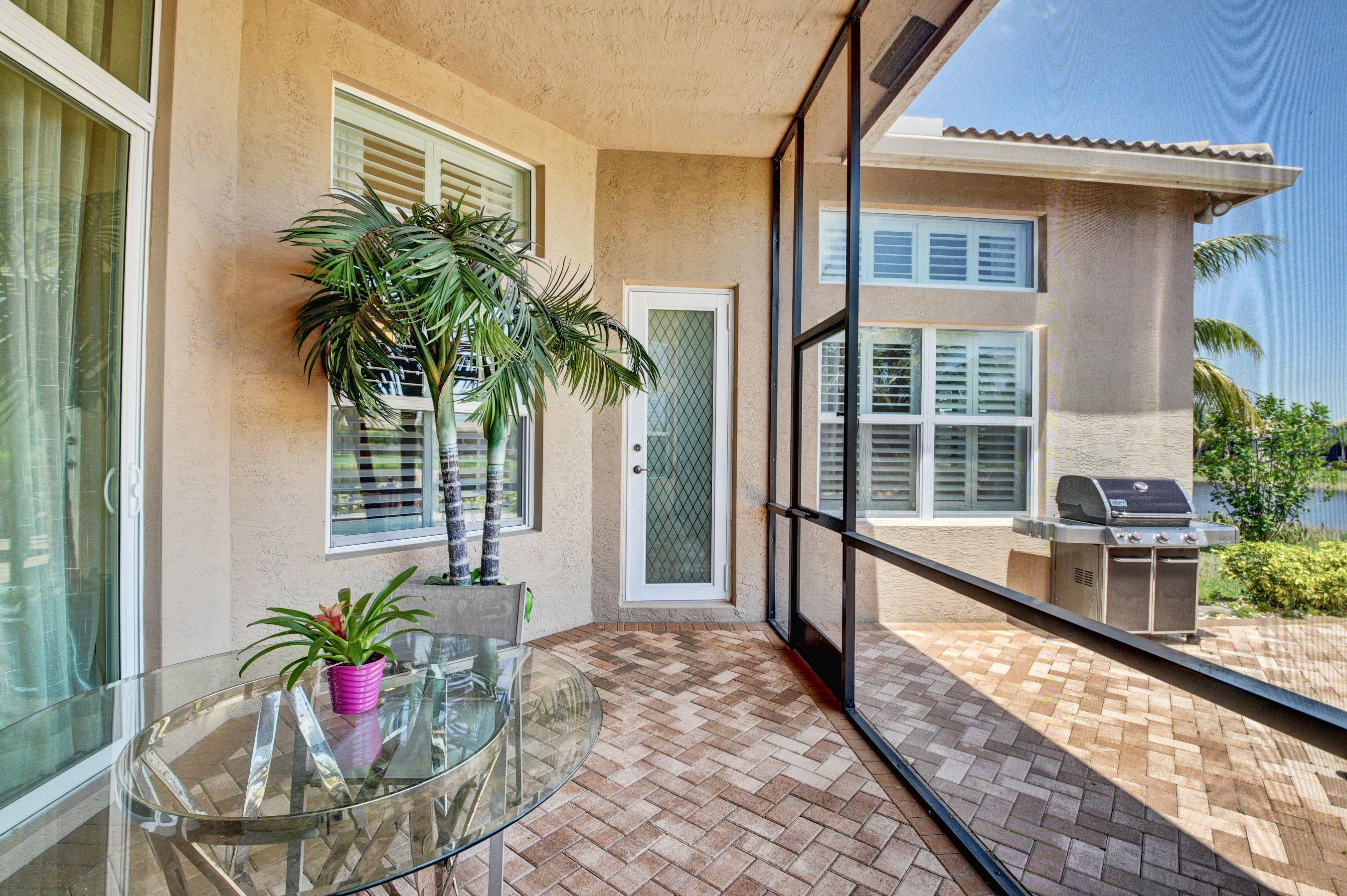 3/3 in Valencia Cove for sale 699,000