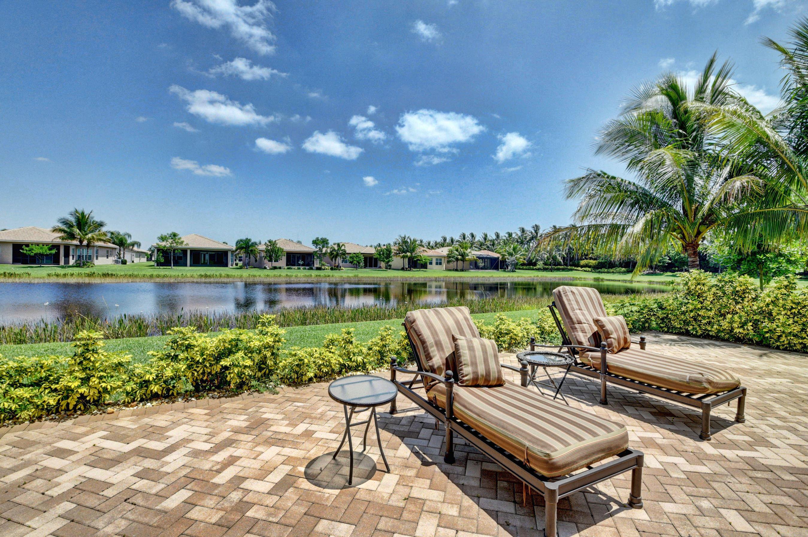 3/3 in Valencia Cove for sale 699,000