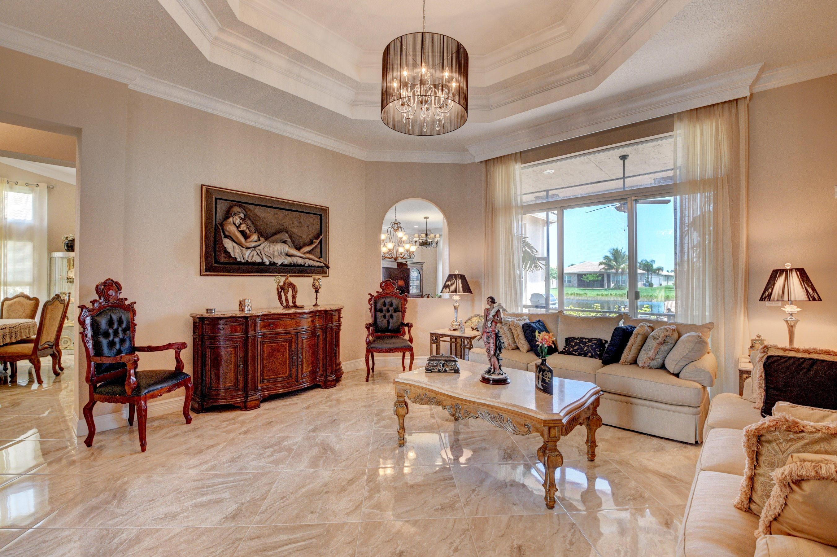 3/3 in Valencia Cove for sale 699,000