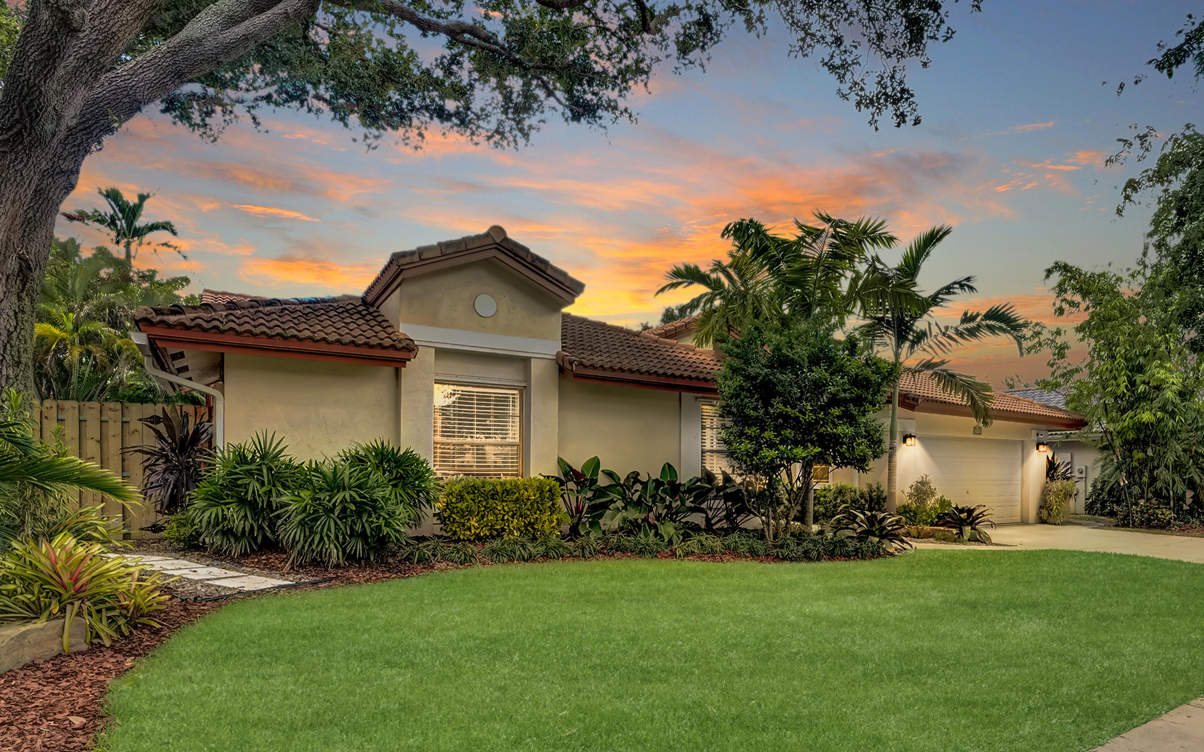 FOX RUN 3 properties for sale, Plantation,33322 FL. Boca Agency Real