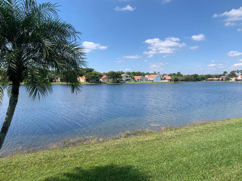 3/2.1 in Garden Homes at Country Isles for sale 439,999