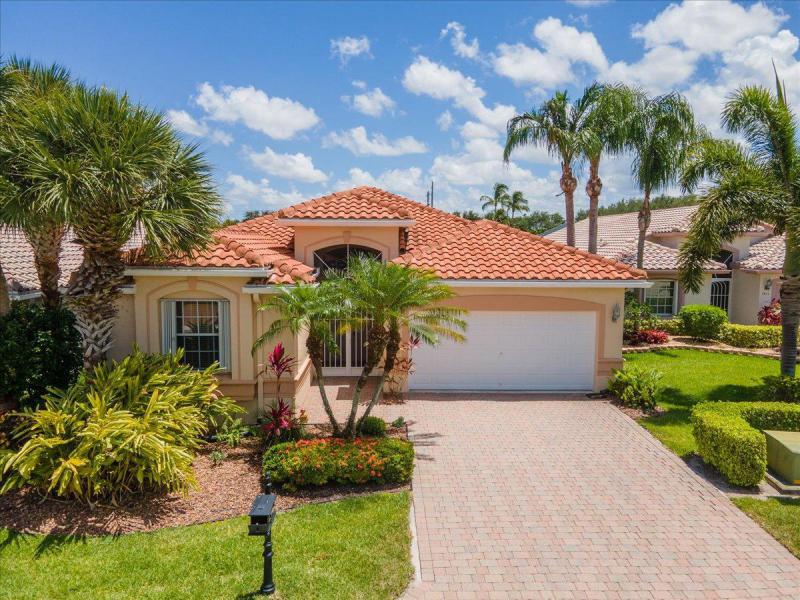 3/2.1 in Ponte Vecchio West for sale 419,000