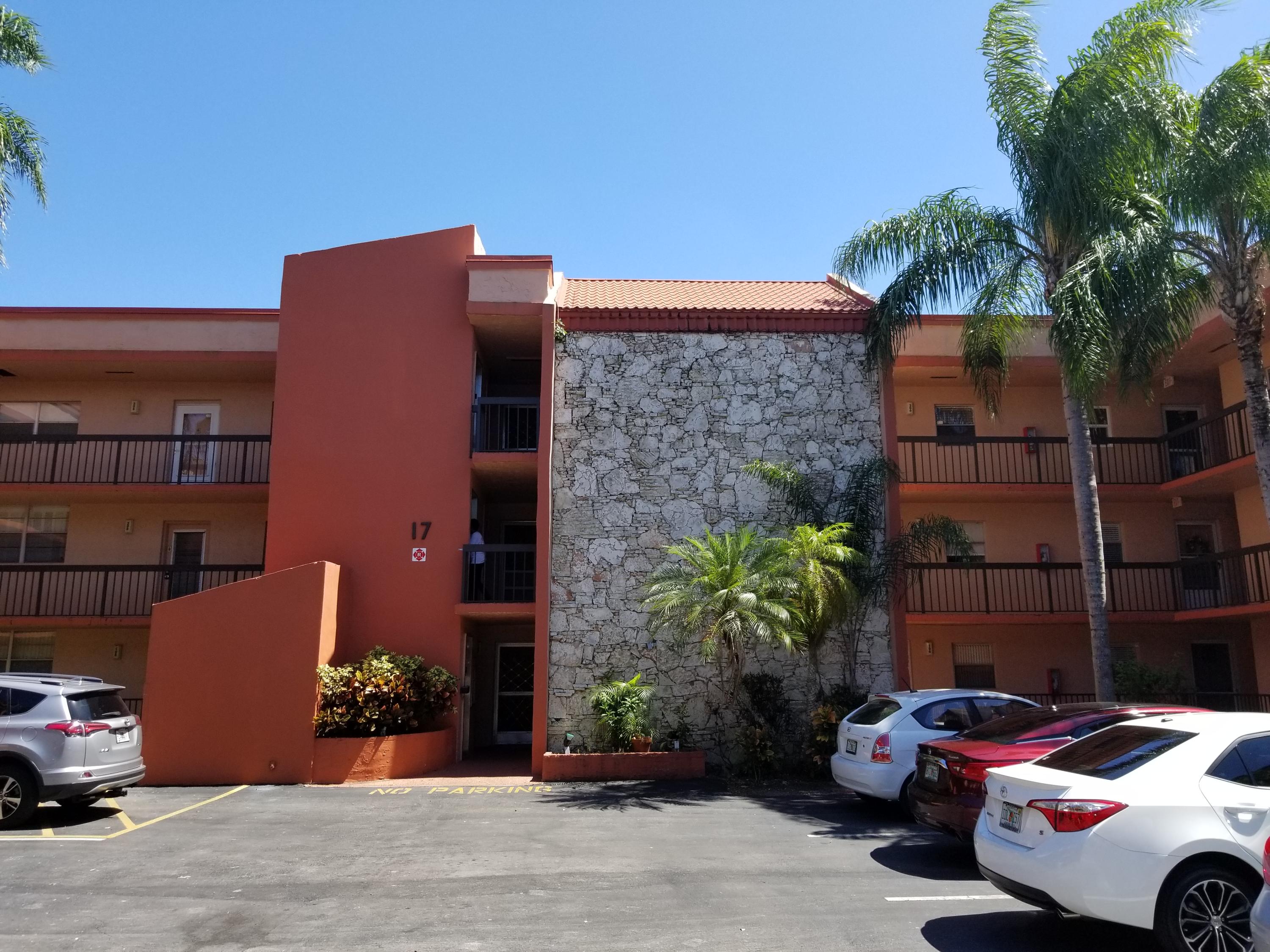 holiday springs village 18 properties for sale, Margate,33063 FL