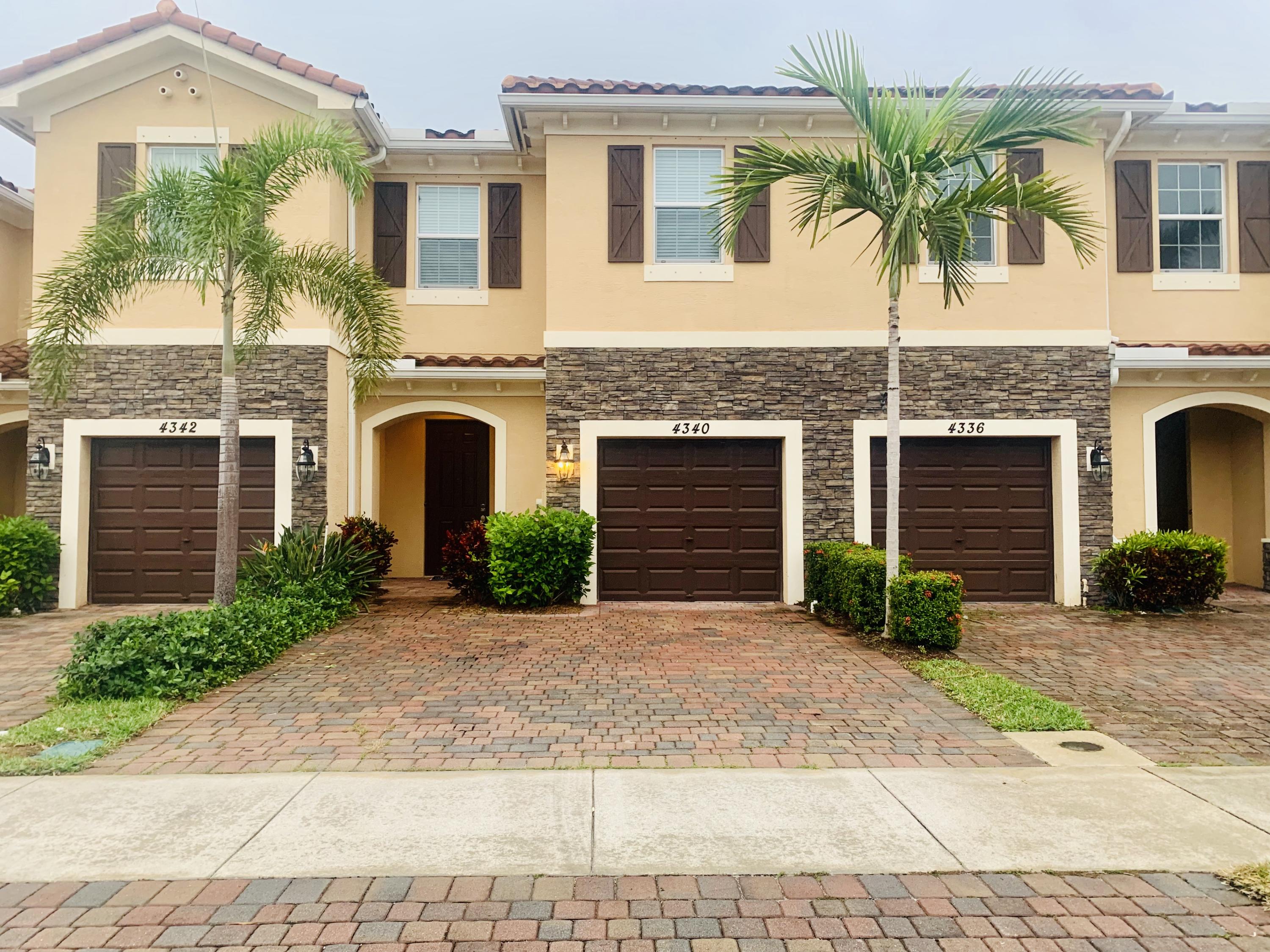 CHARLESTON COMMONS 8 properties for sale, West Palm Beach,33417 FL