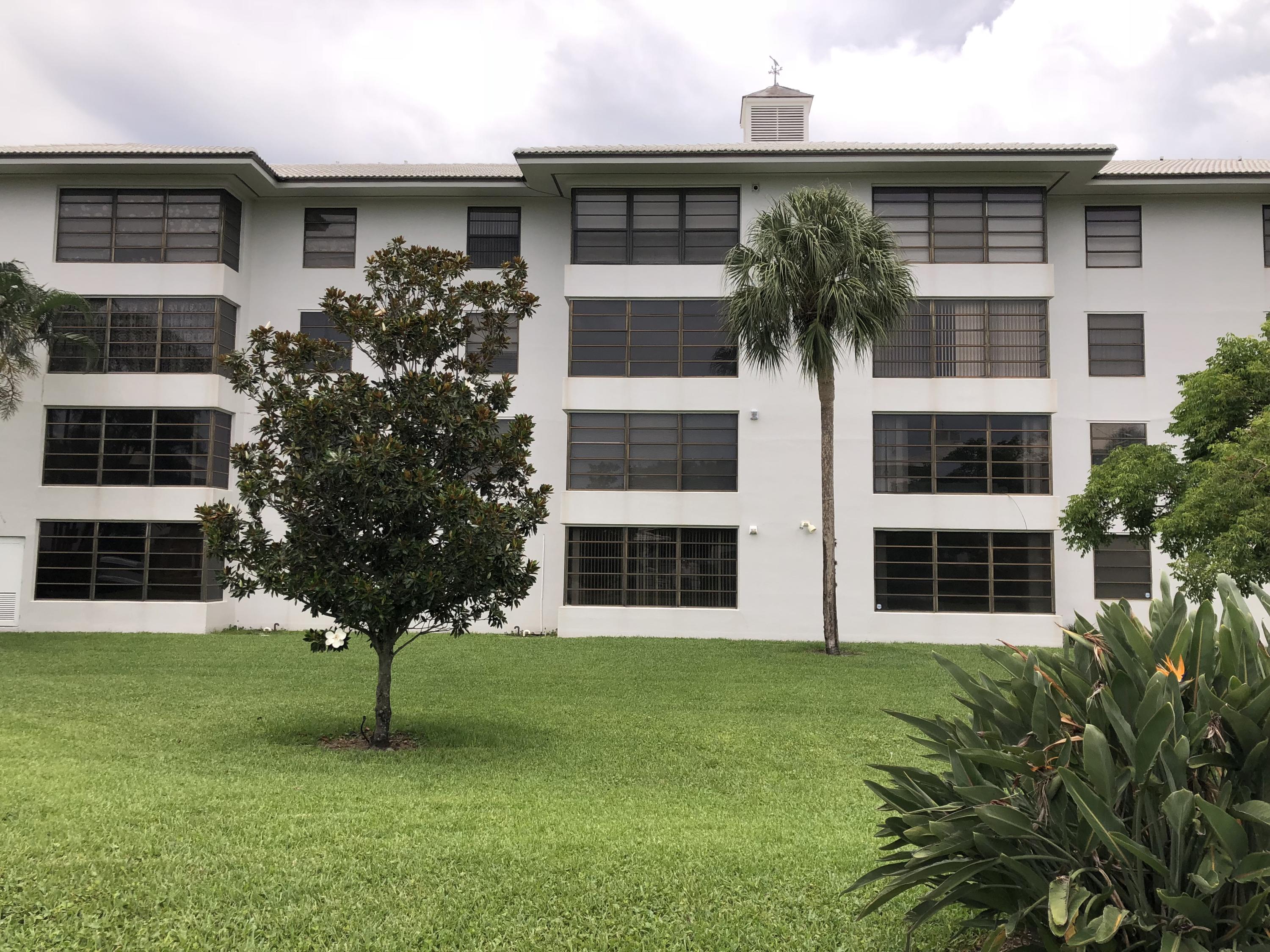 WHITEHALL 8 properties for sale, West Palm Beach,33401 FL. Boca