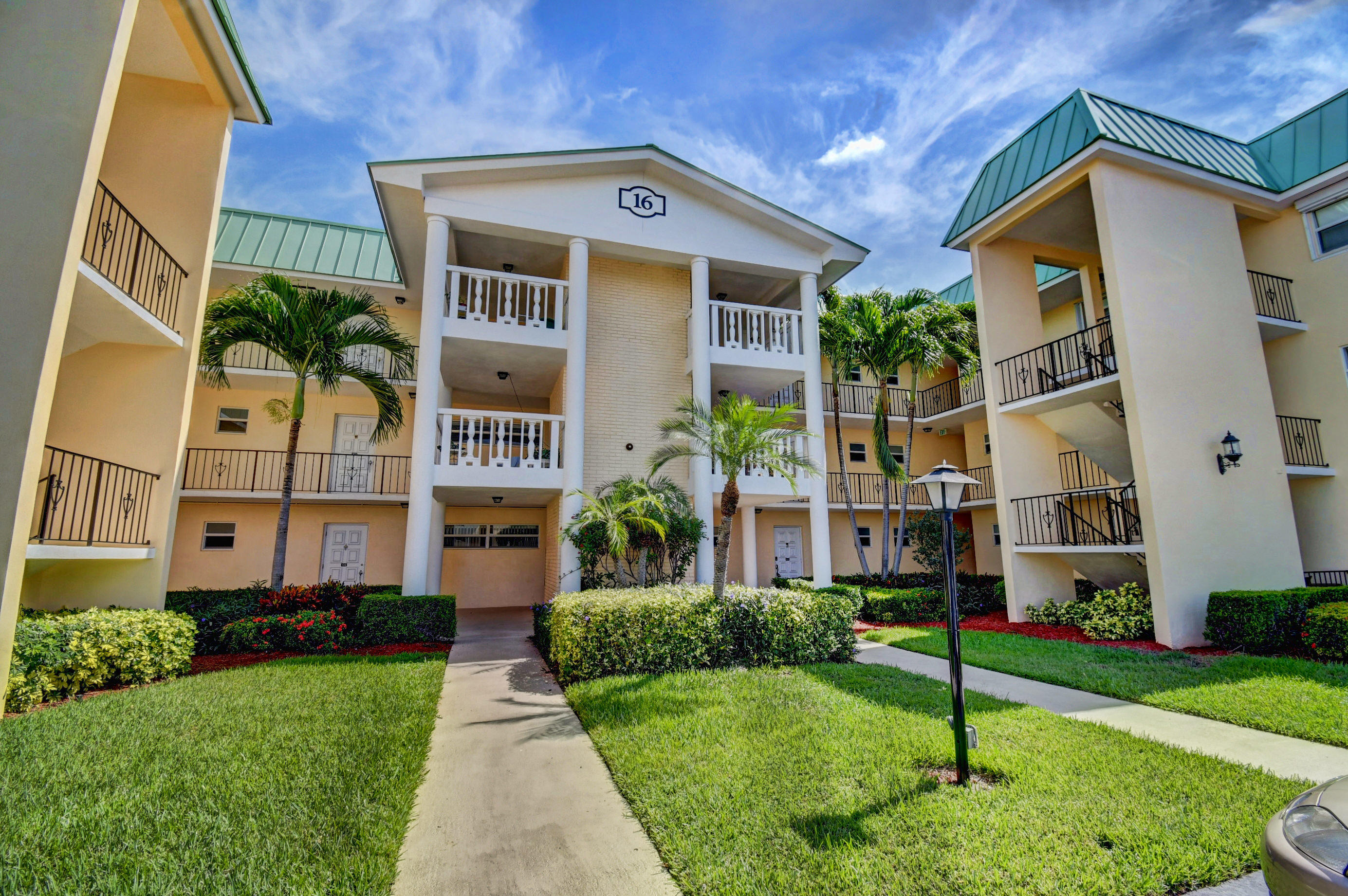 COLONIAL CLUB CONDO SEC 2COLONIAL CLUB CONDO SEC 2 6 properties for