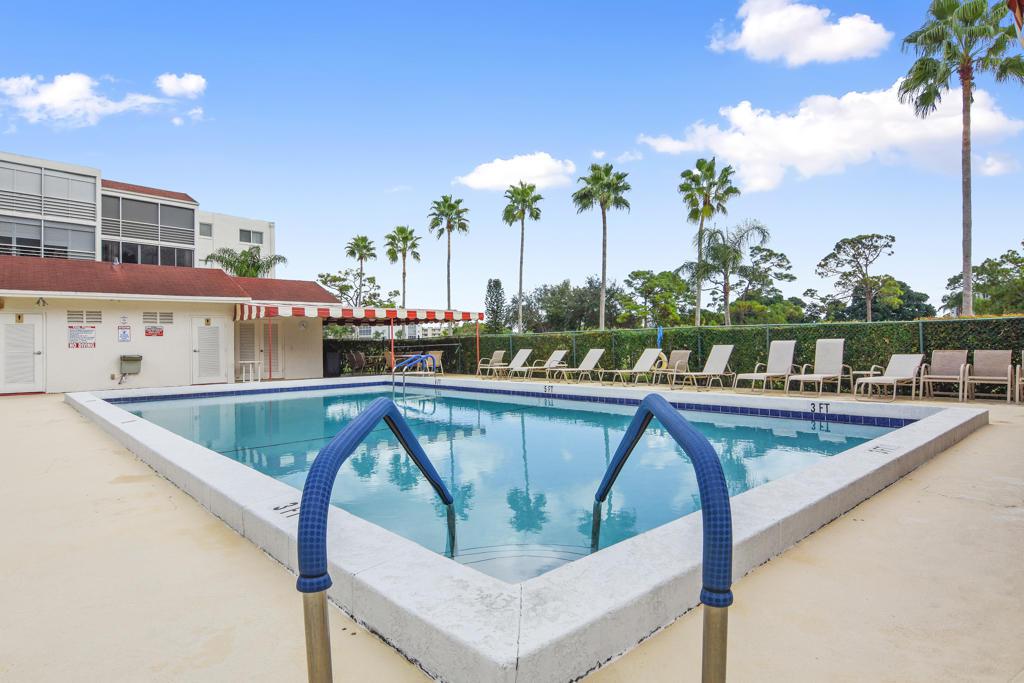 POINCIANA 62 properties for sale, Lake Worth,33467 FL. Boca Agency