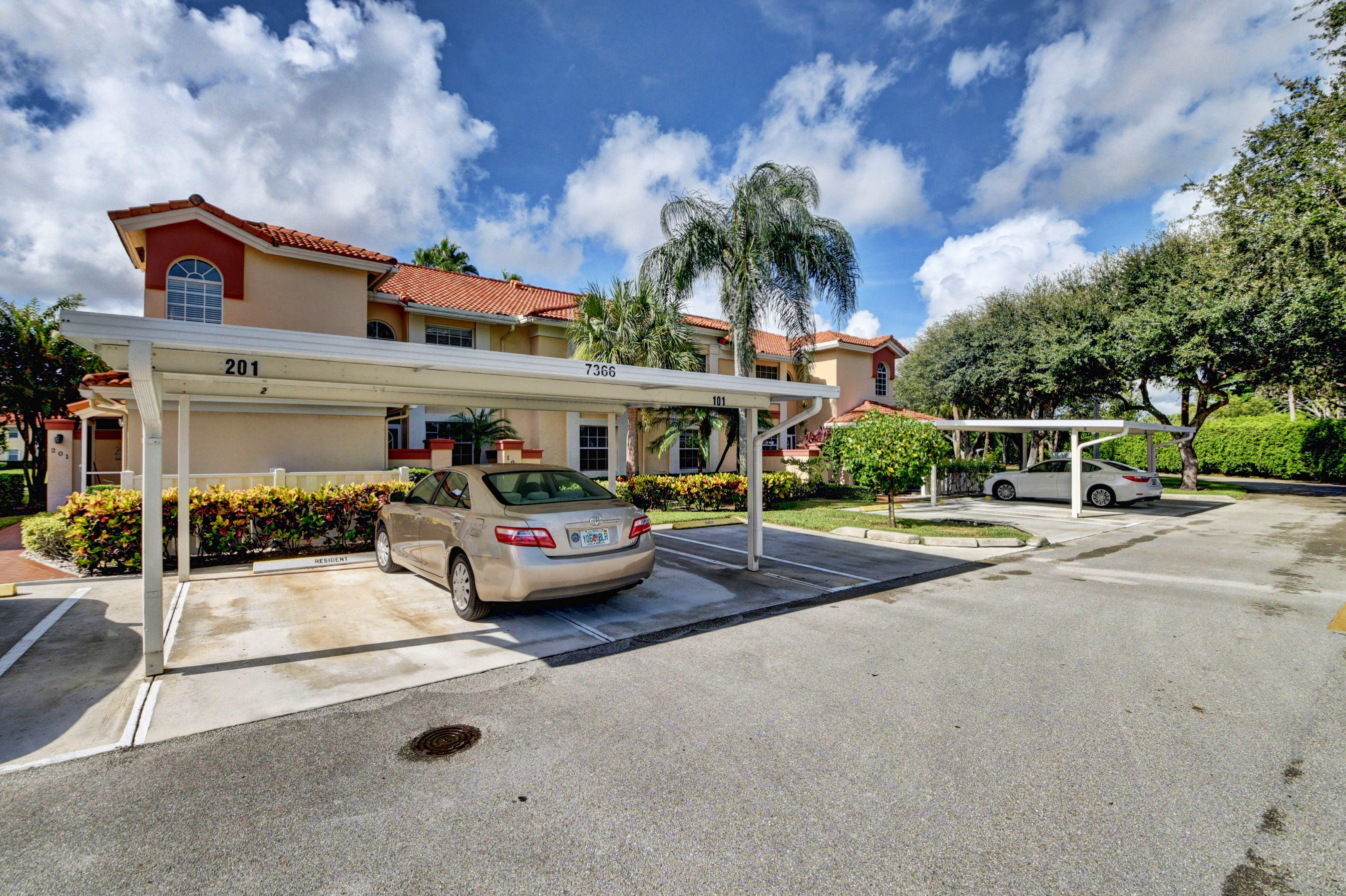 PALM ISLES 8 properties for sale, Boynton Beach,33437 FL. Boca Agency