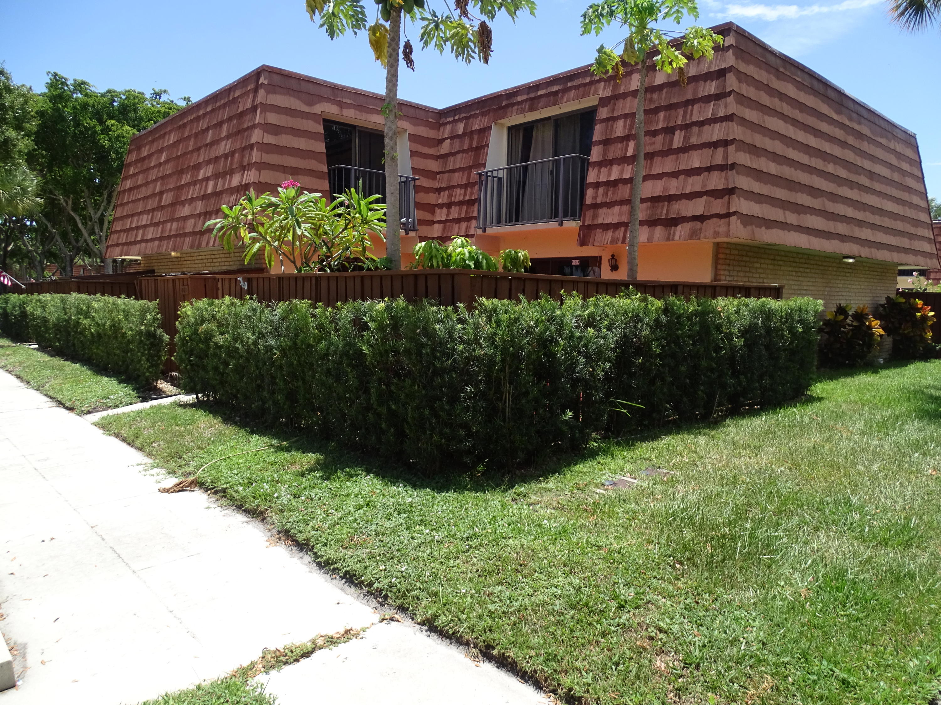 SANDALWOOD 2 properties for sale, Boynton Beach,33436 FL. Boca Agency