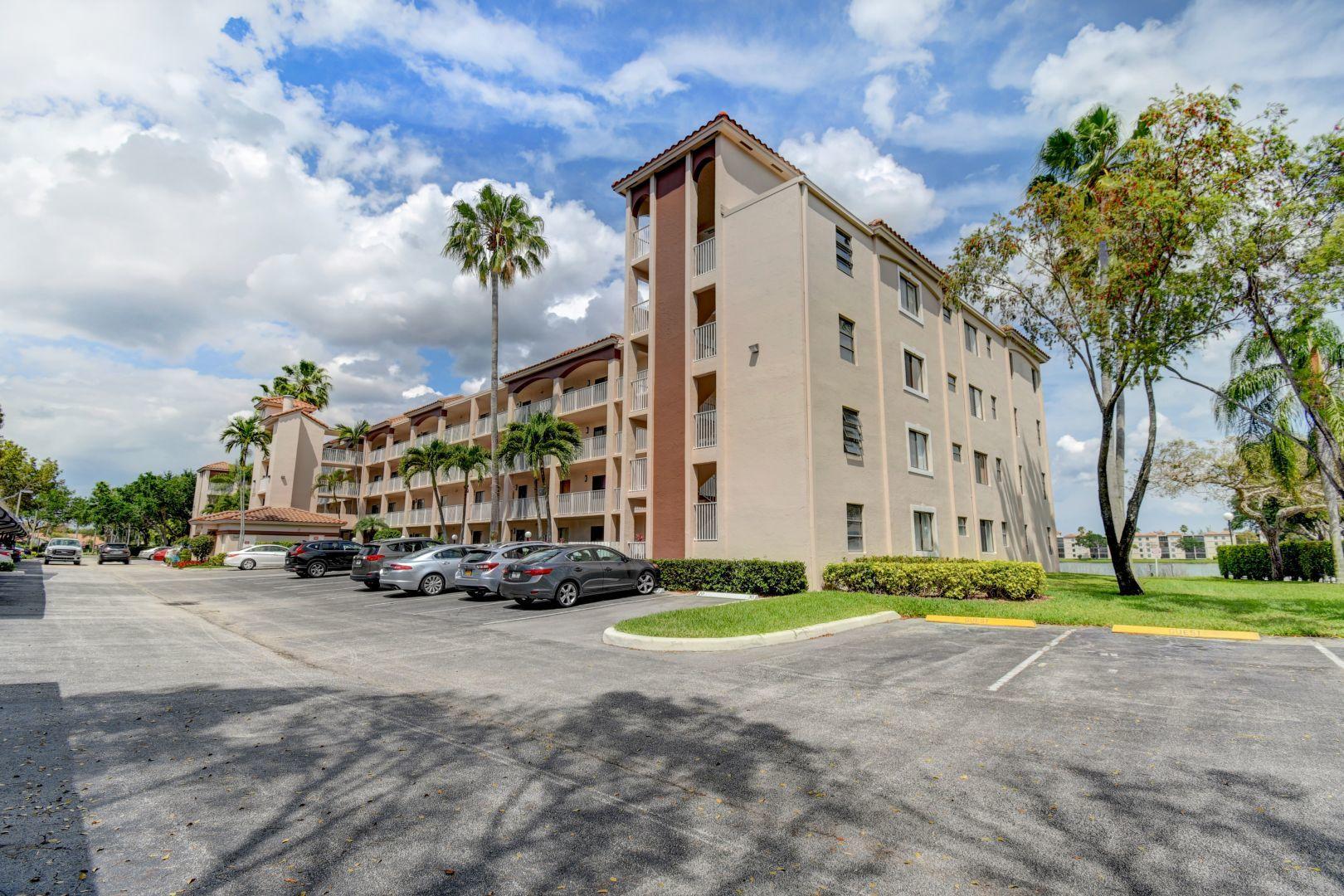 HUNTINGTON POINTE 4 properties for sale, Delray Beach,33484 FL. Boca