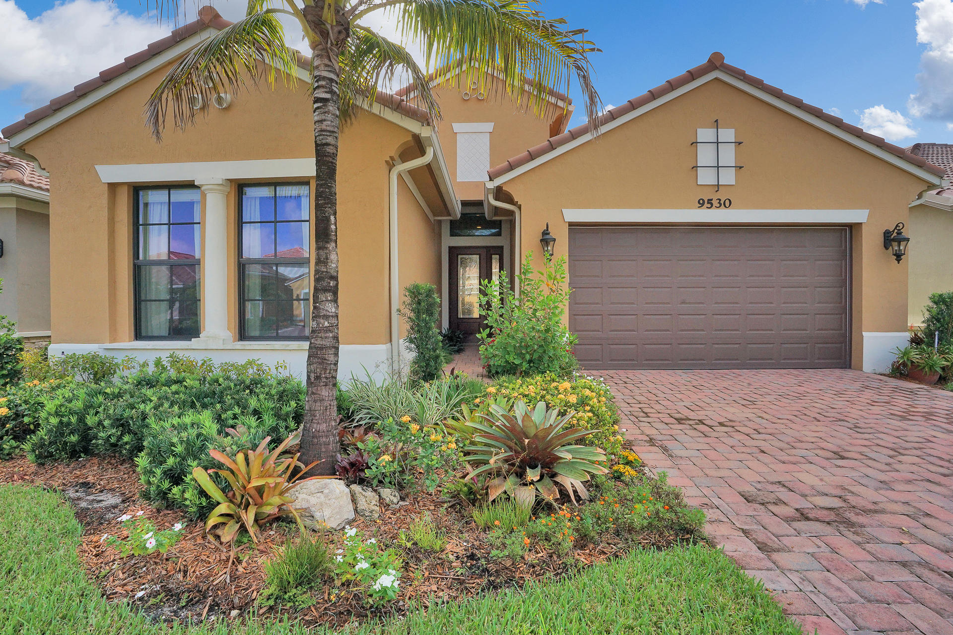 Four Seasons 38 properties for sale, Fort Lauderdale,33301 FL. Boca