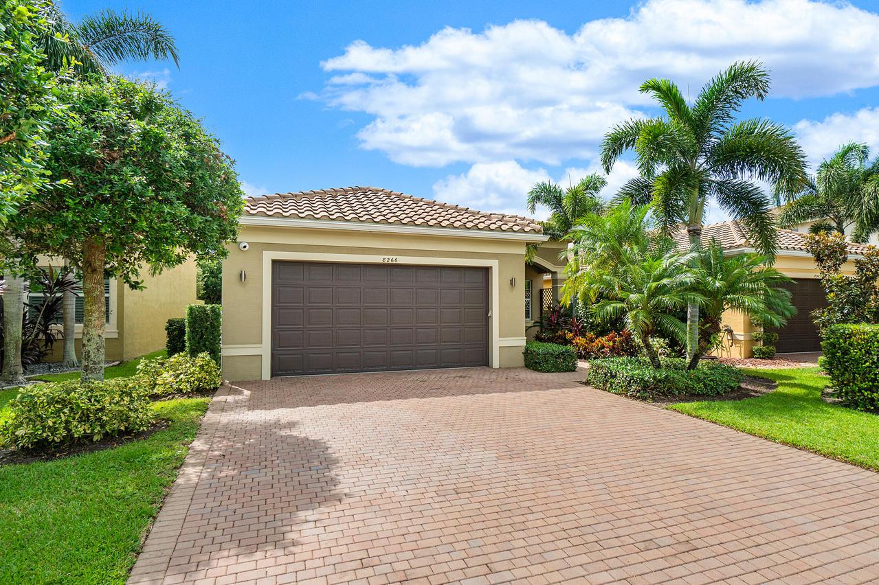Canyon 18 properties for sale, Boynton Beach,33473 FL. Boca Agency