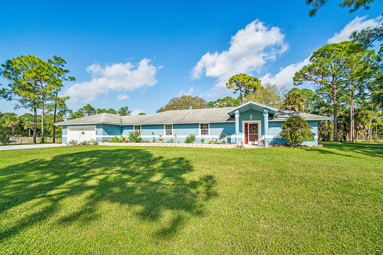 ACR 20 properties for sale, Loxahatchee,33470 FL. Boca Agency Real