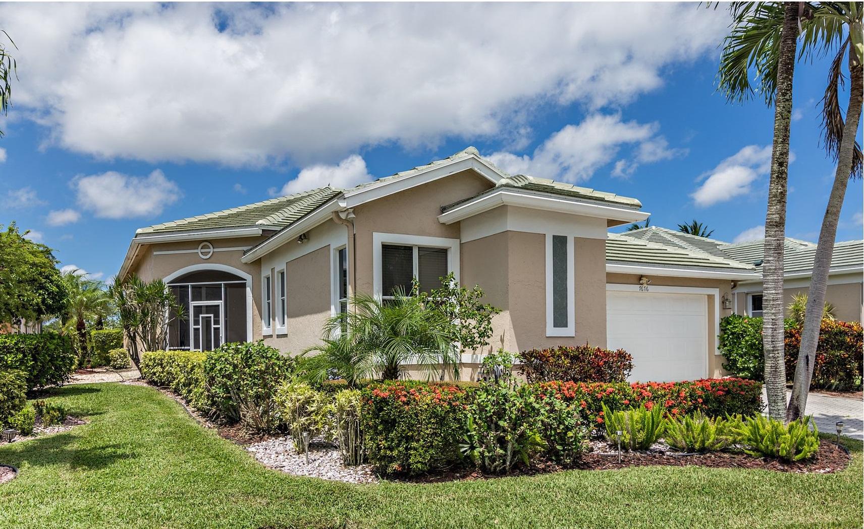 CARRINGTON 5 properties for sale, Coconut Creek,33073 FL. Boca Agency