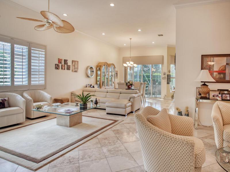 3/2.1 in Avalon Estates for sale 379,900