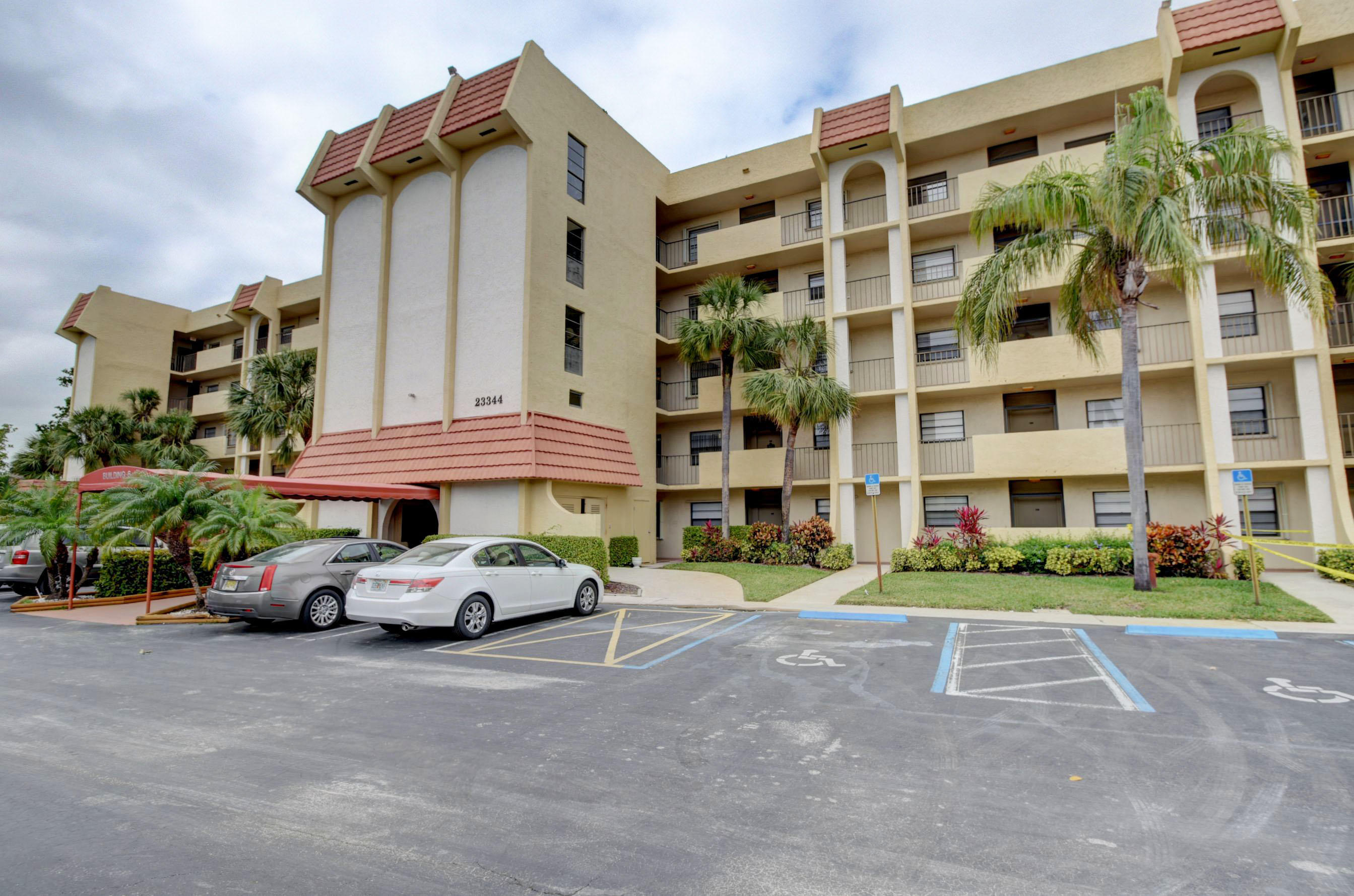 PINES OF BOCA BARWOOD 5 properties for sale, Boca Raton,33428 FL